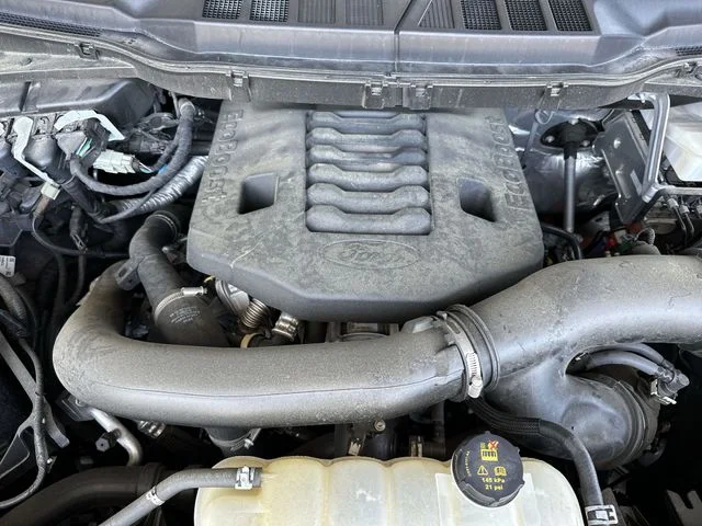 Used 2023 Black Ford Lariat image 29