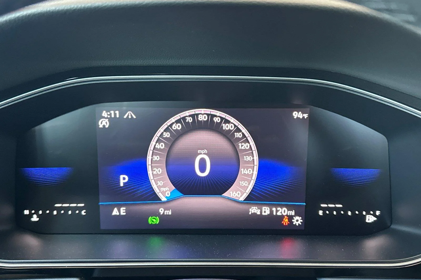 New 2026 Platinum Gray Metallic Volkswagen SE image 23