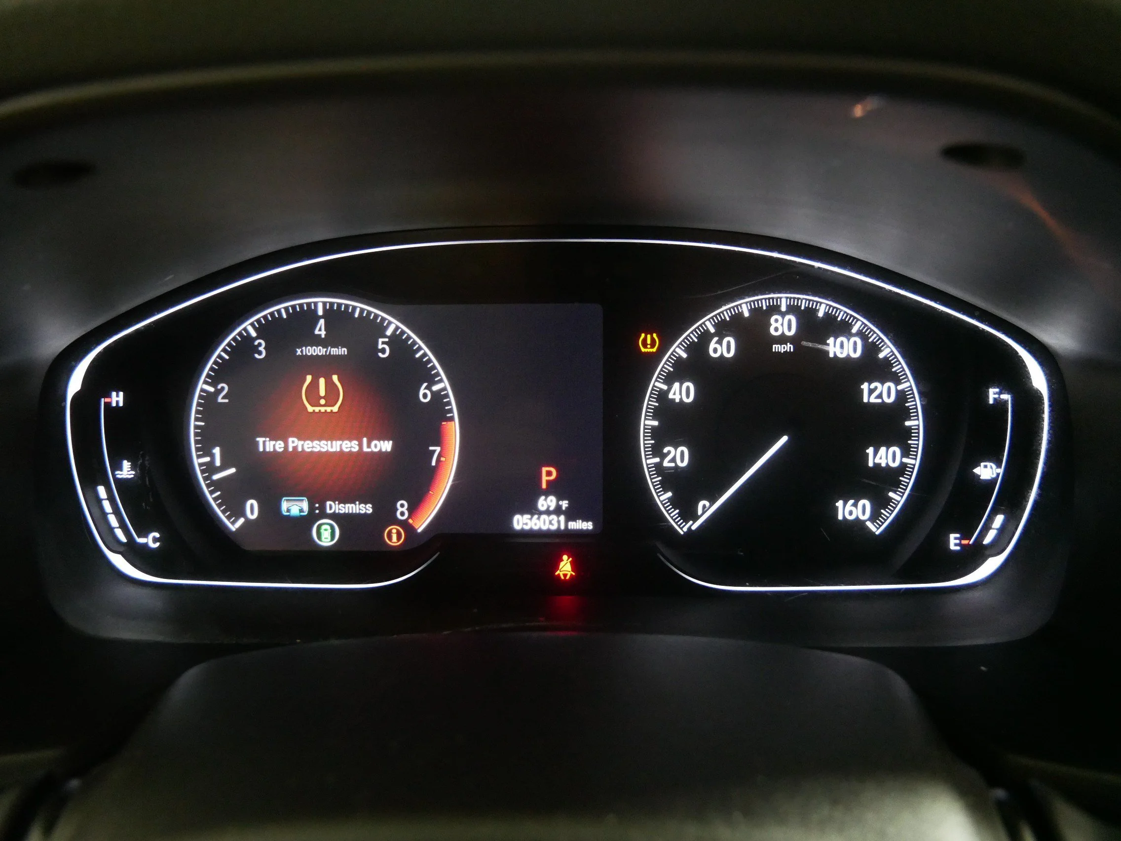Used 2018 Radiant Red Metallic Honda LX 1.5T image 21