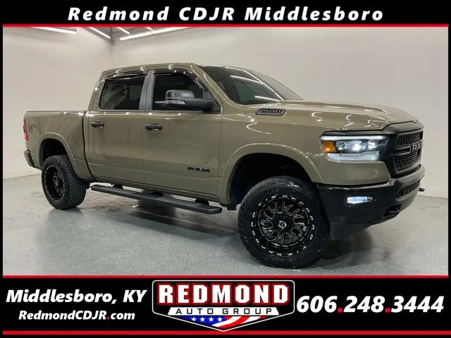 2020 RAM 1500 Big Horn/Lone Star 4x4 Crew Cab 5'7's photo