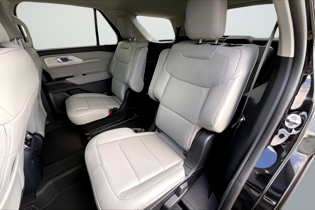 New 2026 Agate Black Metallic Ford Active image 19