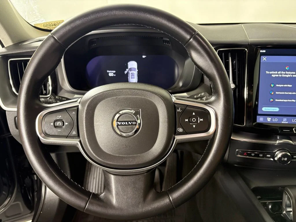 Used 2024 Onyx Black Metallic Volvo Core image 23