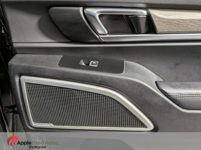 Used 2021 Black Kia EX image 41