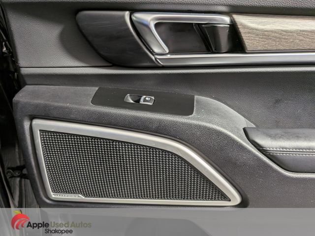Used 2021 Black Kia EX image 41