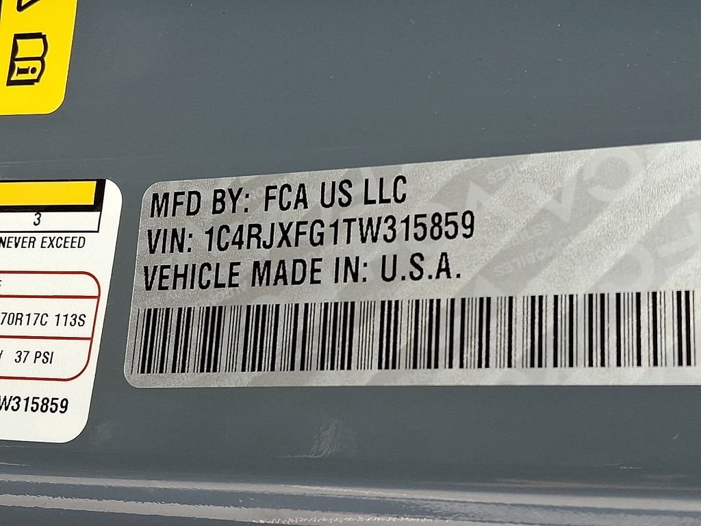 New 2026 Anvil Clear-Coat Exterior Paint Jeep Rubicon X image 18