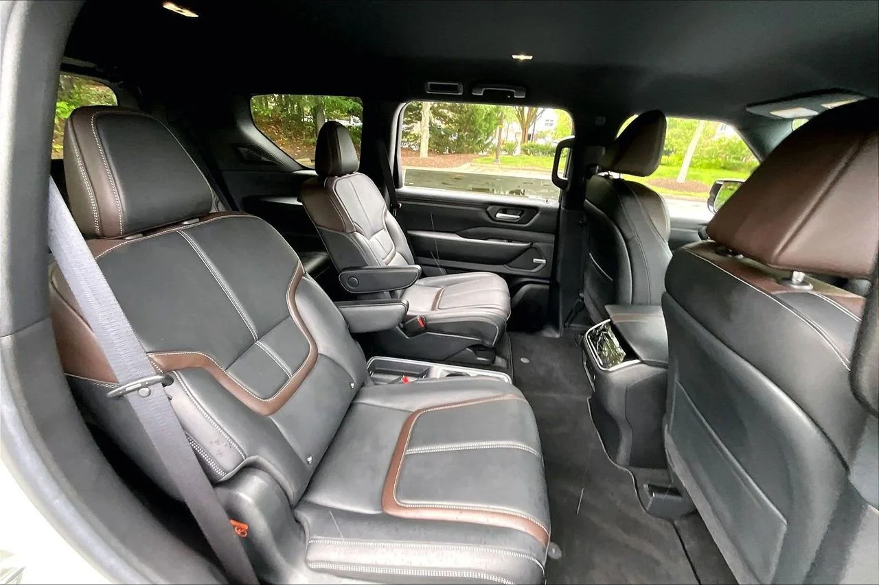Certified Used 2025 White Nissan SL image 24