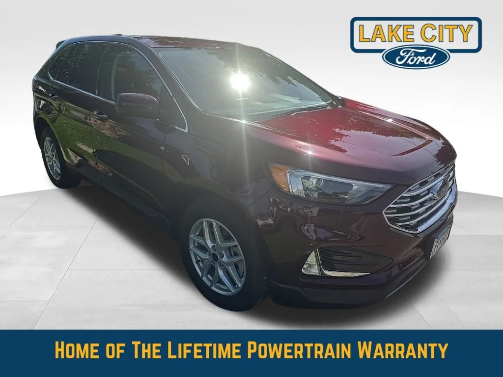 Used 2022 Burgundy Velvet Metallic Tinted Clearcoat Ford SEL image 9