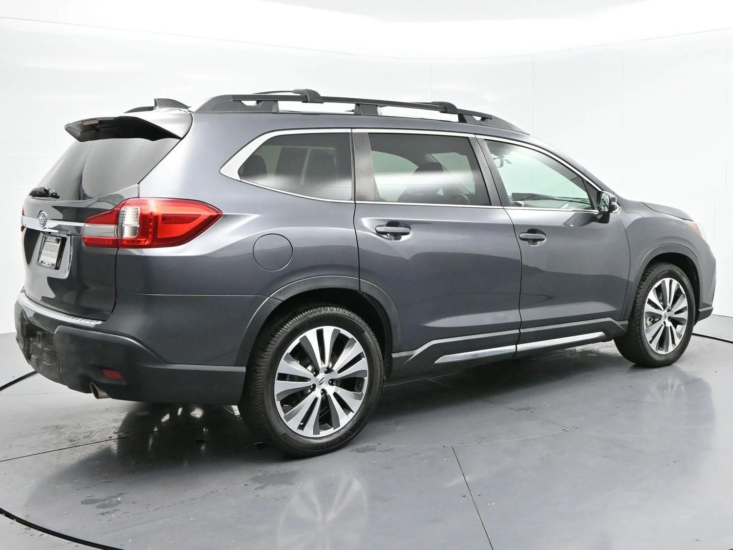 Used 2021 Magnetite Gray Metallic Subaru Limited image 7