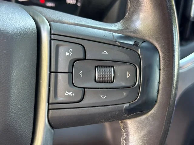 Used 2021 WHITE FROST TRICOAT GMC Denali image 25