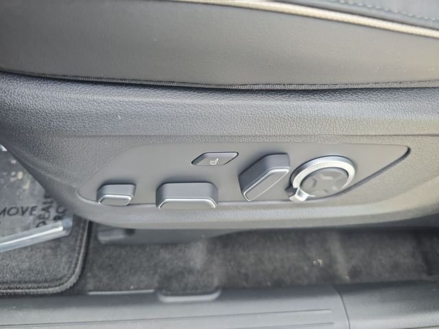 Used 2025 Black Hyundai Calligraphy Night Edition image 12