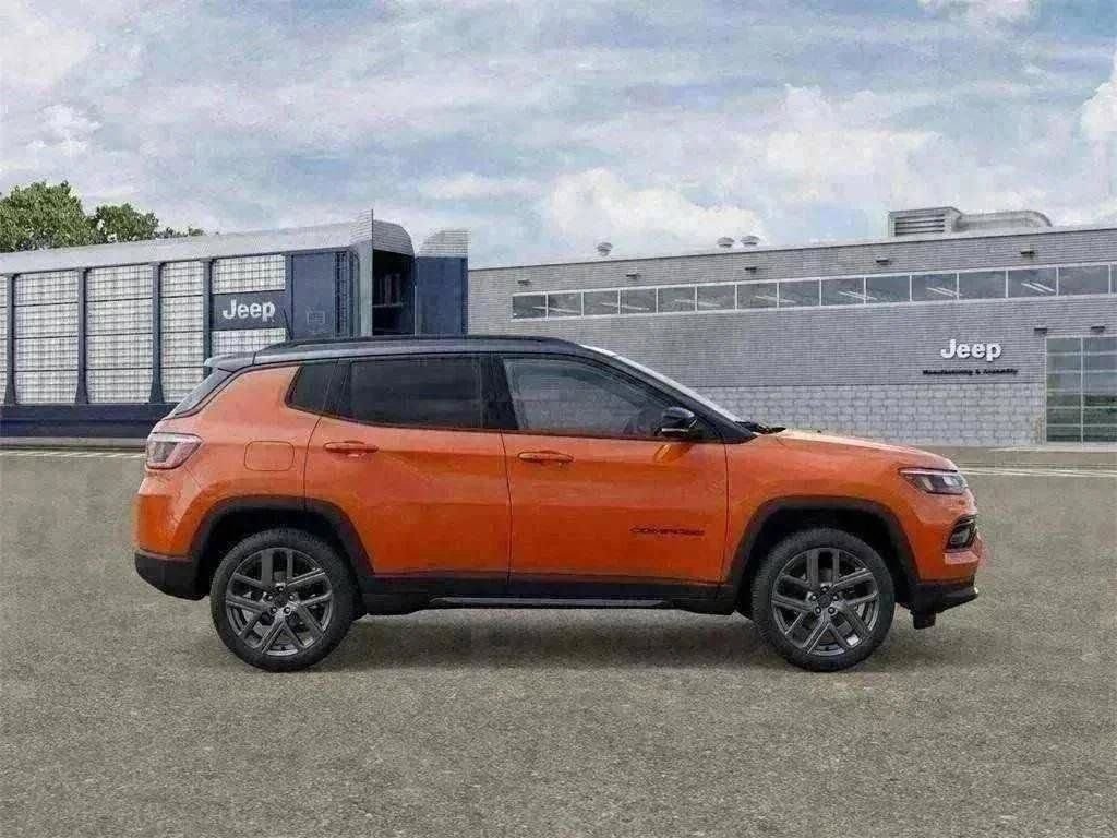New 2026 Joose Exterior Paint Jeep Limited image 13