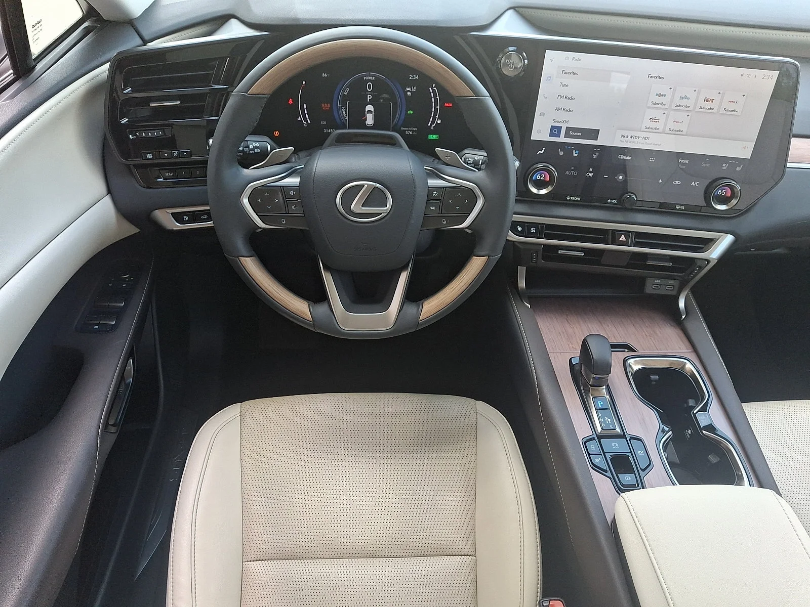 Certified Used 2023 MATADOR RED MICA Lexus  image 12