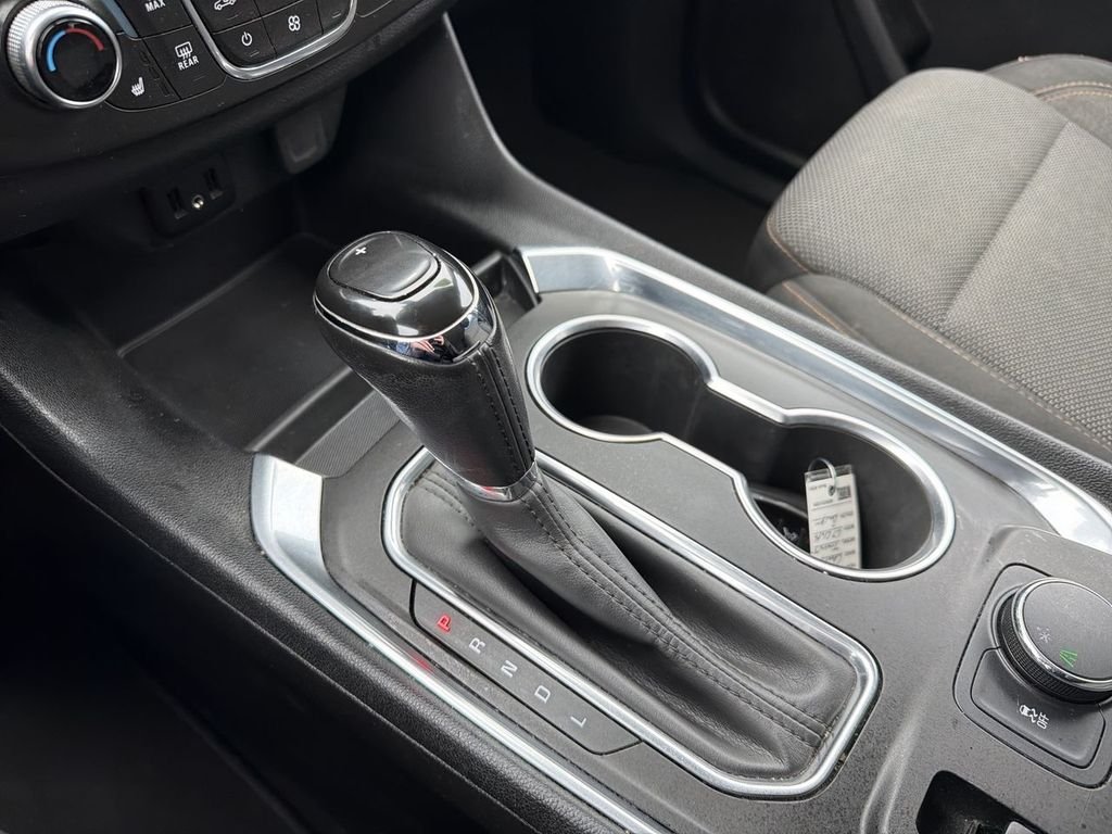 Used 2019  Chevrolet LT image 16