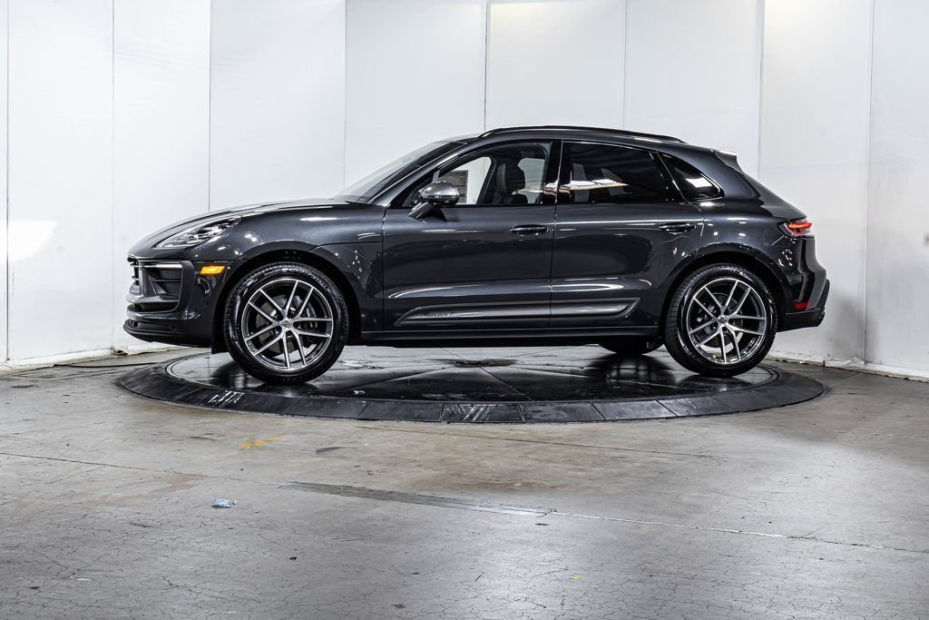 New 2025  Porsche T image 2