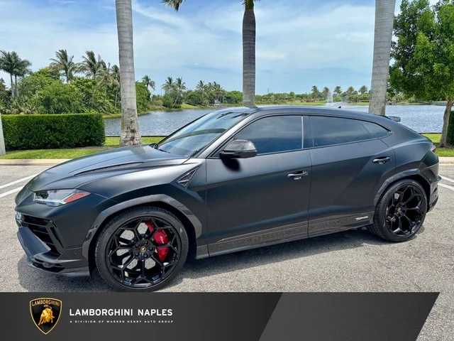 2024 Lamborghini Urus Performante