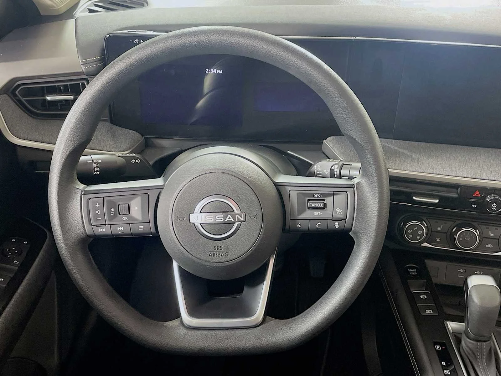 Used 2025 Super Black Nissan SV image 9