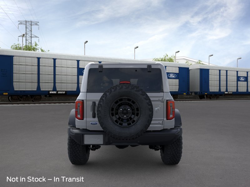 New 2026 Avalanche Gray Ford Badlands® image 5