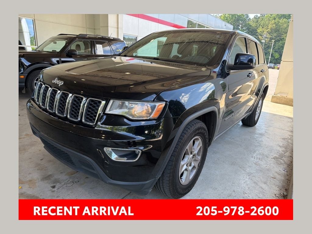 2017 Jeep Grand Cherokee Laredo's photo