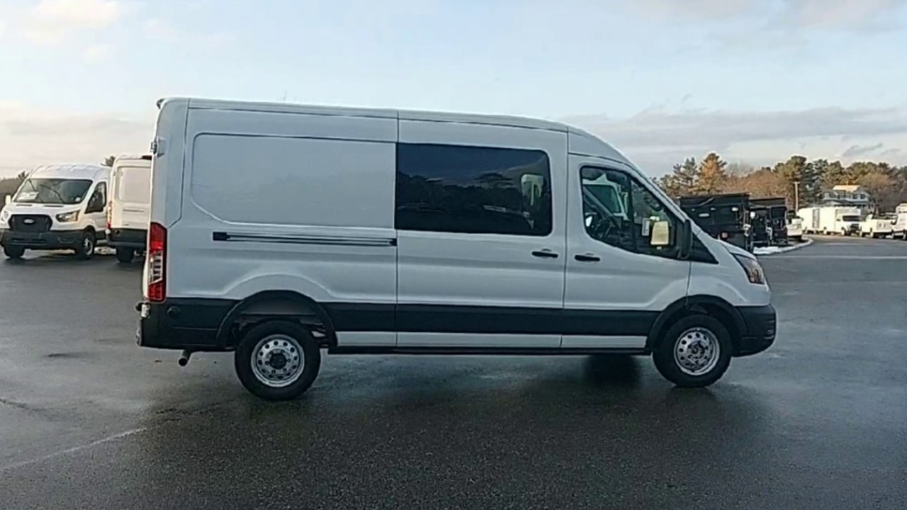 New 2026 Oxford White Ford Cargo Van image 21