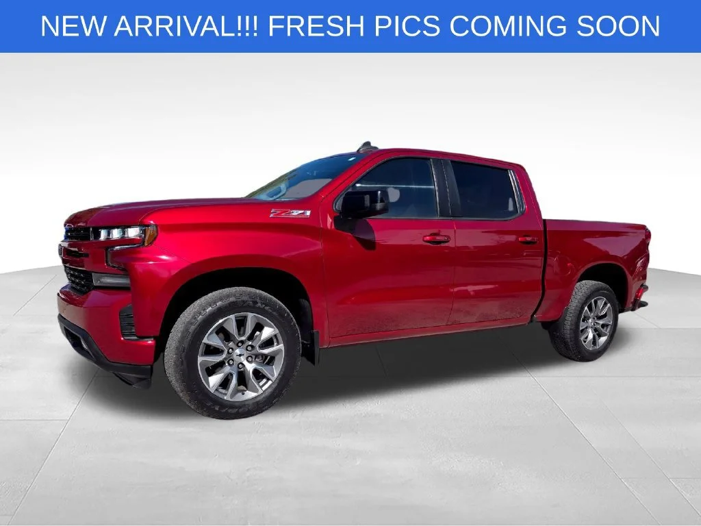 Used 2021 CHERRY RED TINTCOAT Chevrolet RST image 2