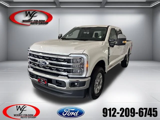 New 2027 Star White Metallic Tri-Coat Ford F-250® Lariat® image 18