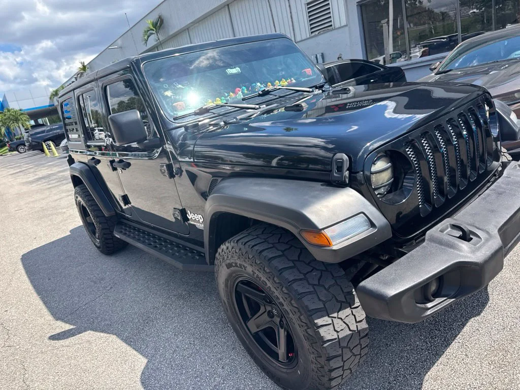 Used 2019 Black Clearcoat Jeep Unlimited Sport S image 3