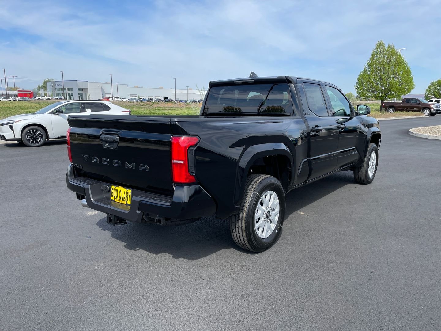 New 2026 Black Toyota SR5 image 3
