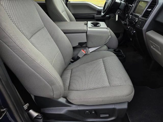 Used 2019 Blue Ford XLT image 33