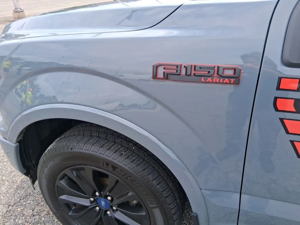 Used 2019 Black Ford Lariat image 9