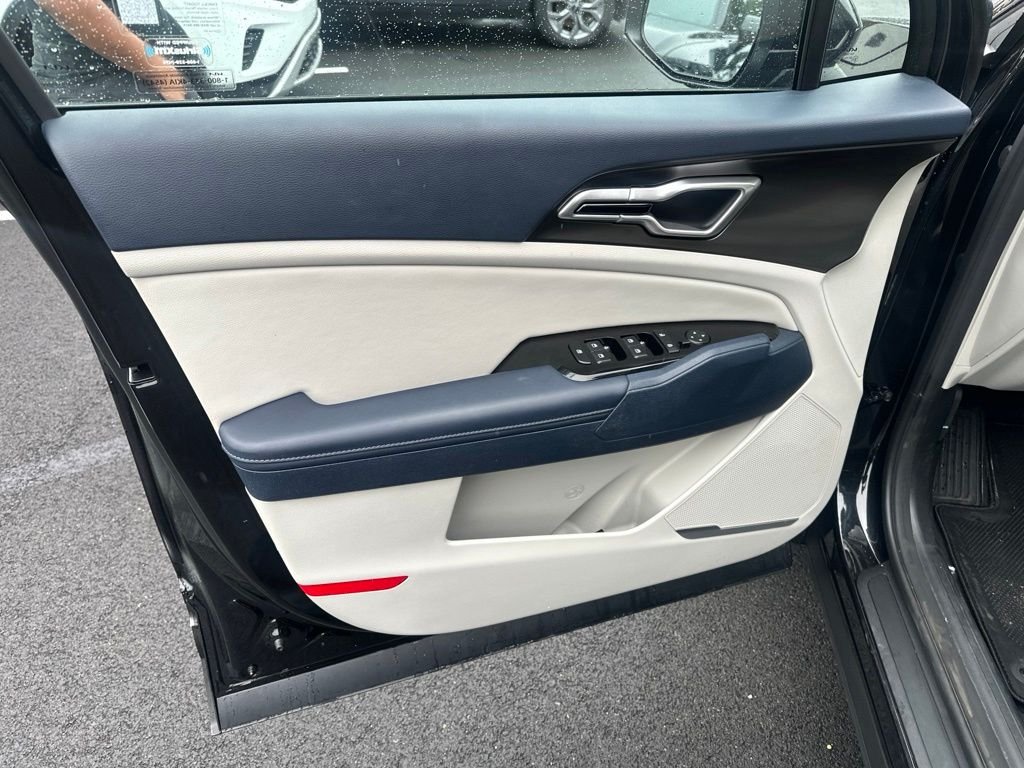 Used 2024 Black Kia EX image 8