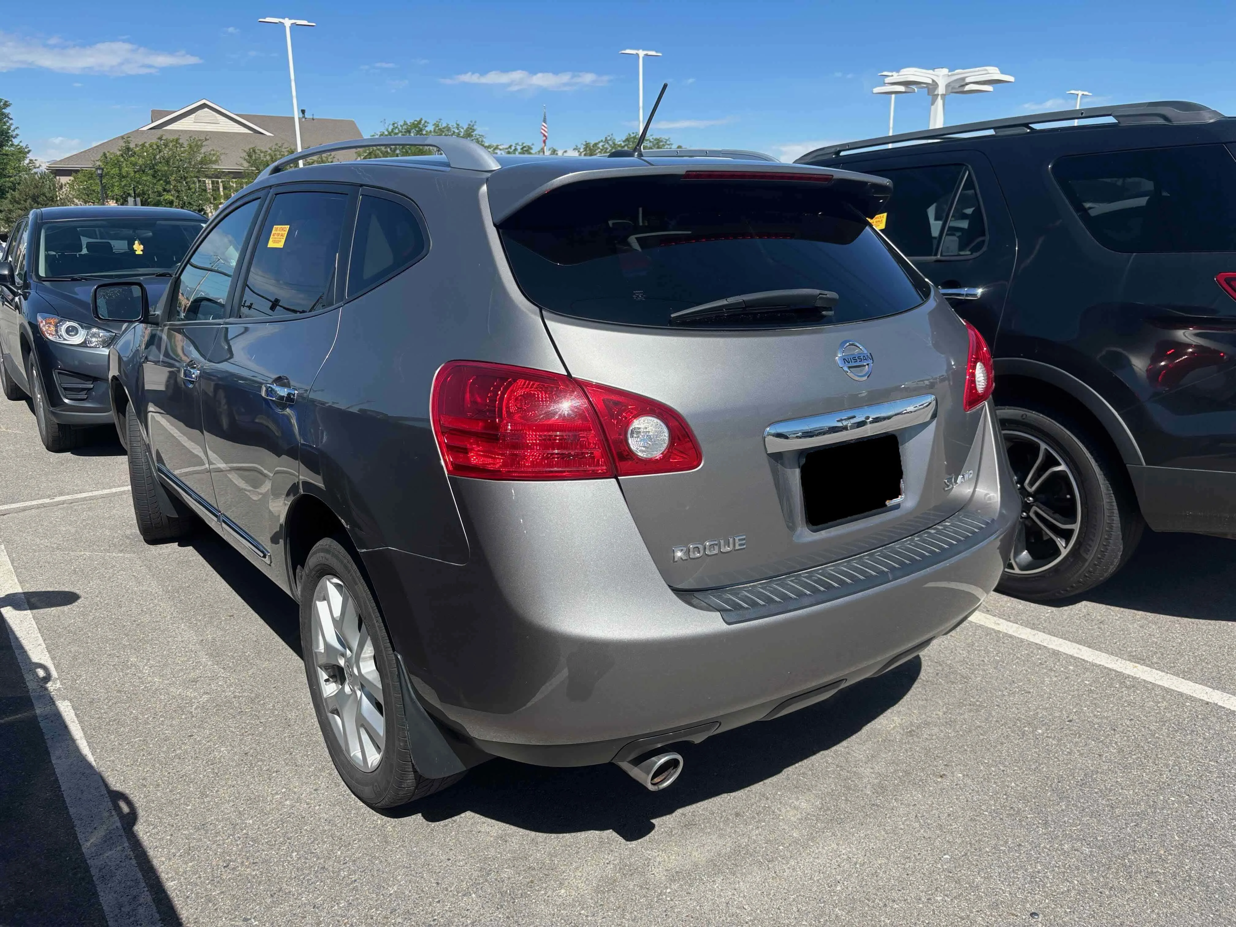 Used 2012 Platinum Graphite Nissan SL image 6