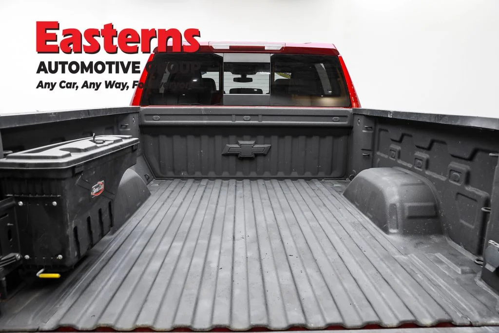 Used 2021 Red Chevrolet RST image 9