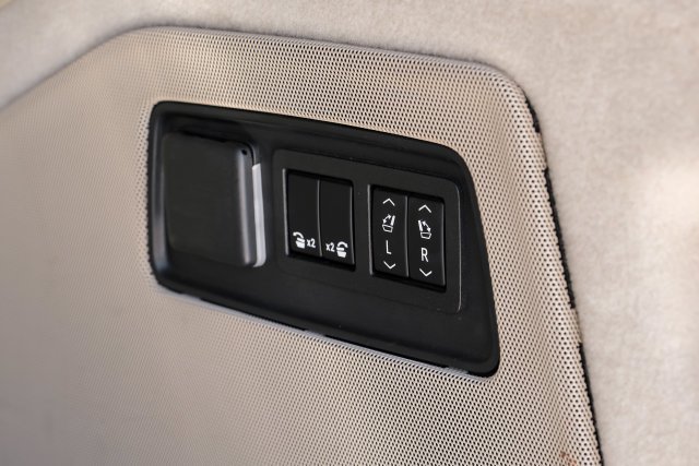 Used 2022 Black Cadillac Premium image 75