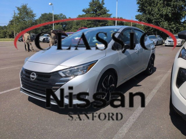 2024 Nissan Versa SR