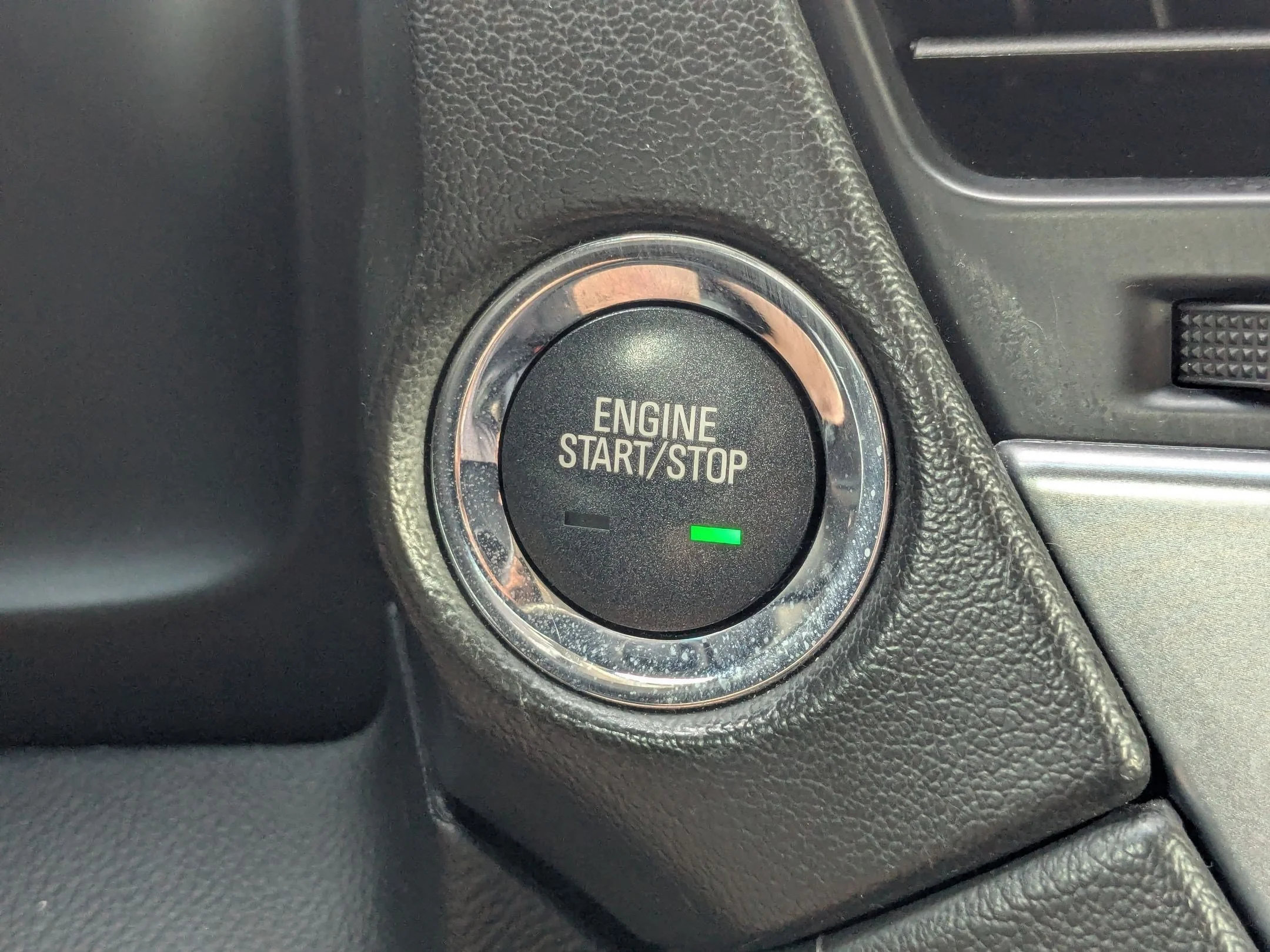 Used 2020 Black Chevrolet Premier image 19