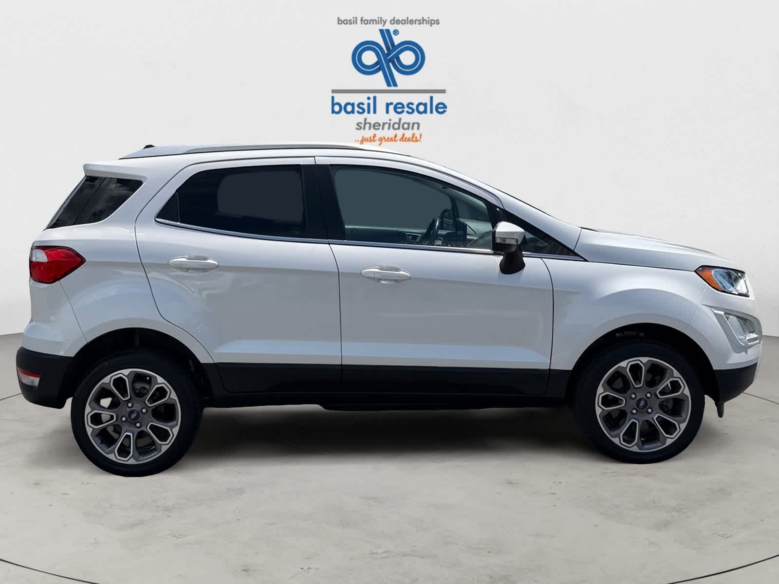 Used 2020 White Platinum Metallic Tri-Coat Ford Titanium image 7