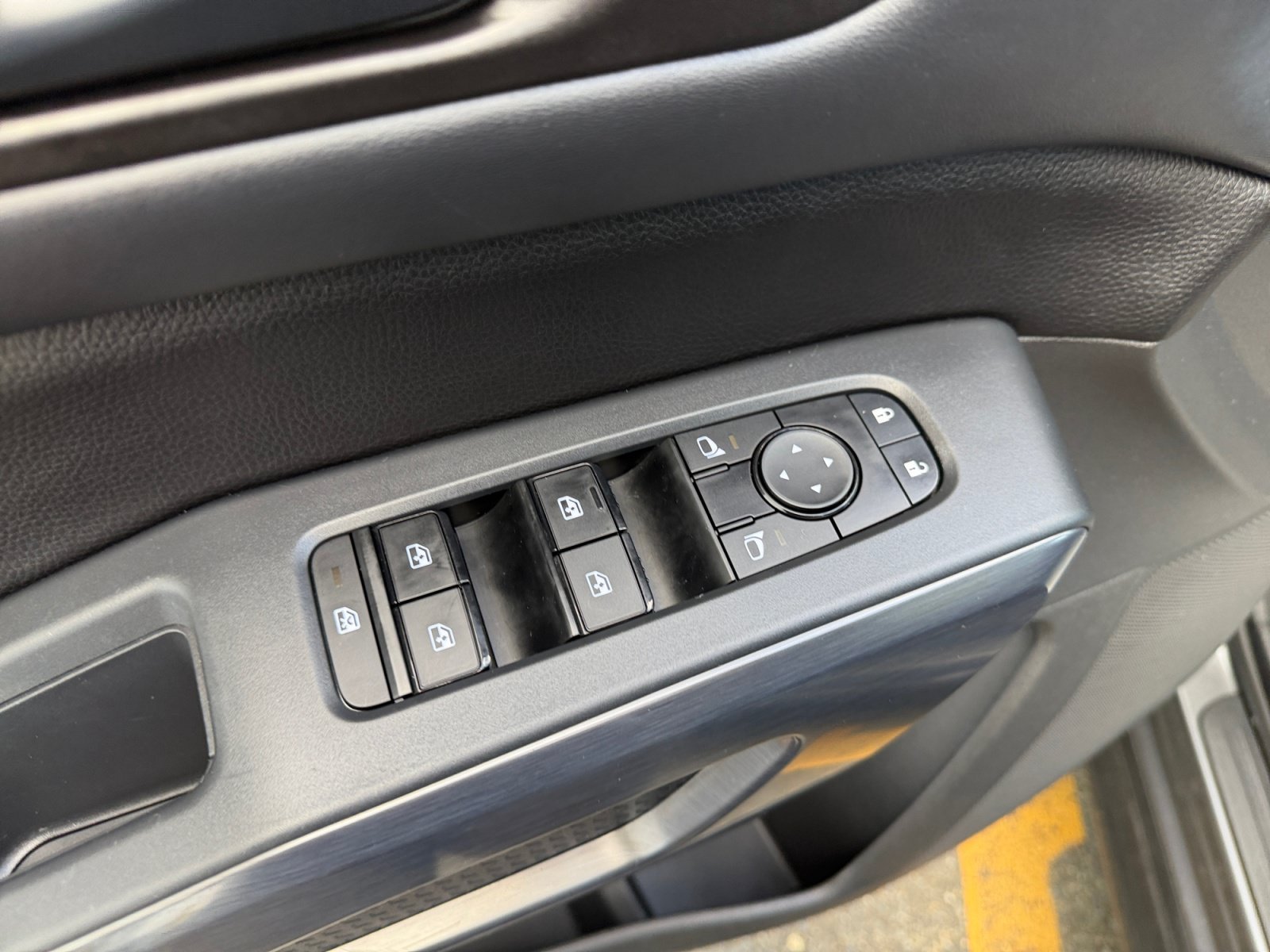 Used 2023 Gun Metallic Nissan Rock Creek image 28