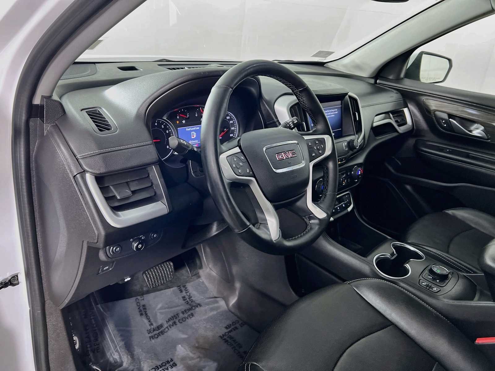 Used 2024 Summit White GMC SLT image 9