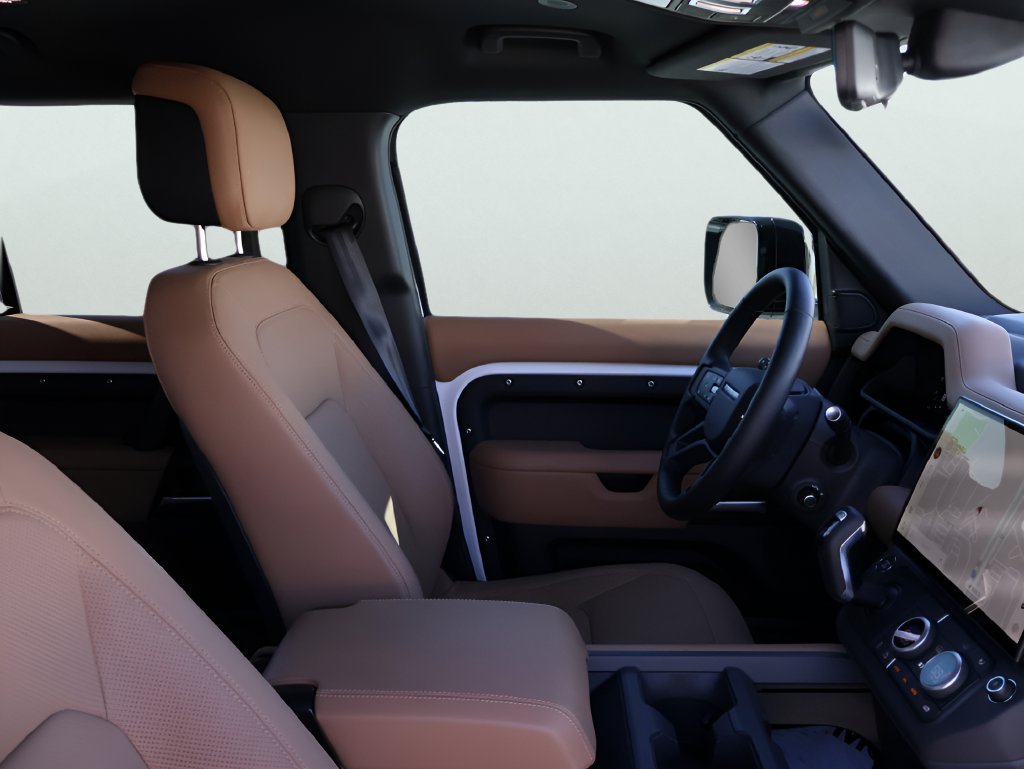 Certified Used 2026 Fuji White Land Rover S image 8