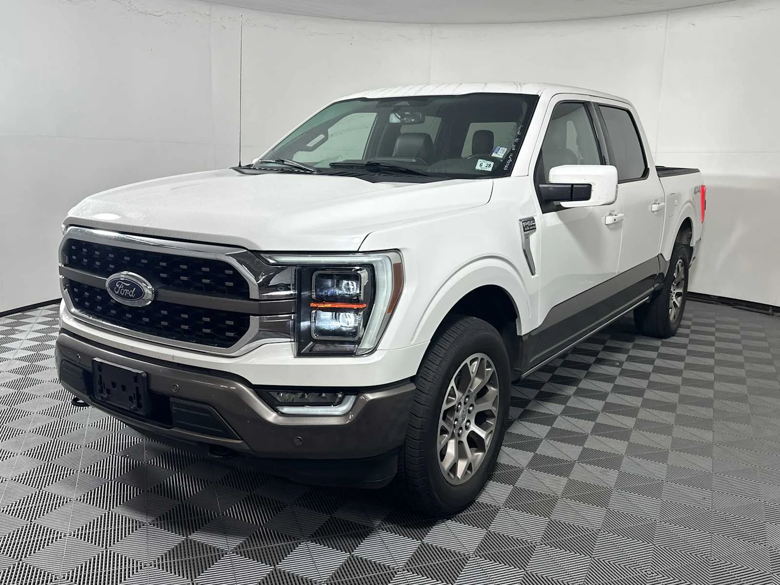 Certified Used 2023 Star White Ford King Ranch image 3