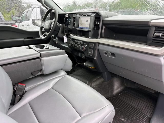 Used 2024 White Ford XL image 10