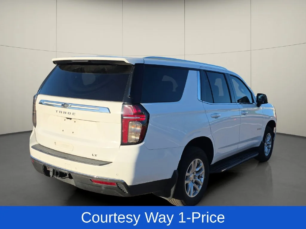 Used 2022 White Chevrolet LT image 9