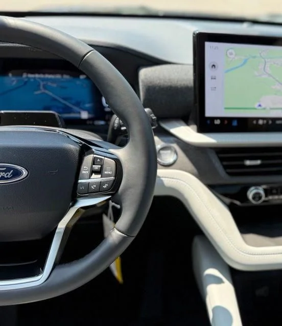 New 2026 Agate Black Metallic Ford Platinum™ image 19
