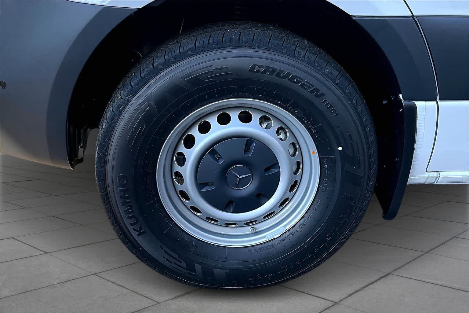 New 2026 Arctic White Mercedes-Benz  image 11