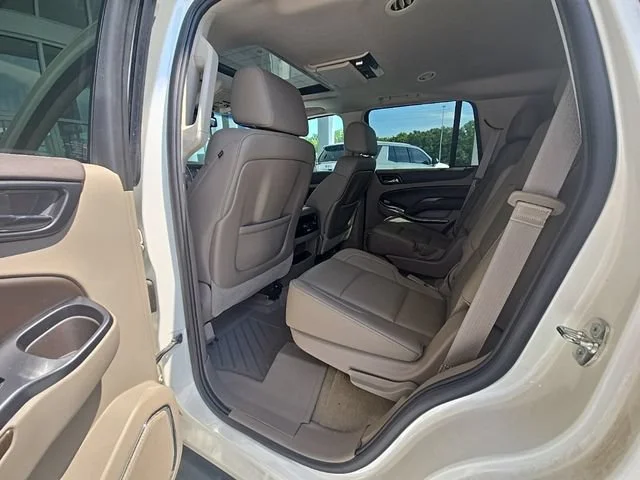 Used 2015 WHITE DIAMOND TRICOAT Chevrolet LT image 5