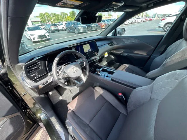 New 2026 Nori Green Pearl Lexus LUXURY image 34