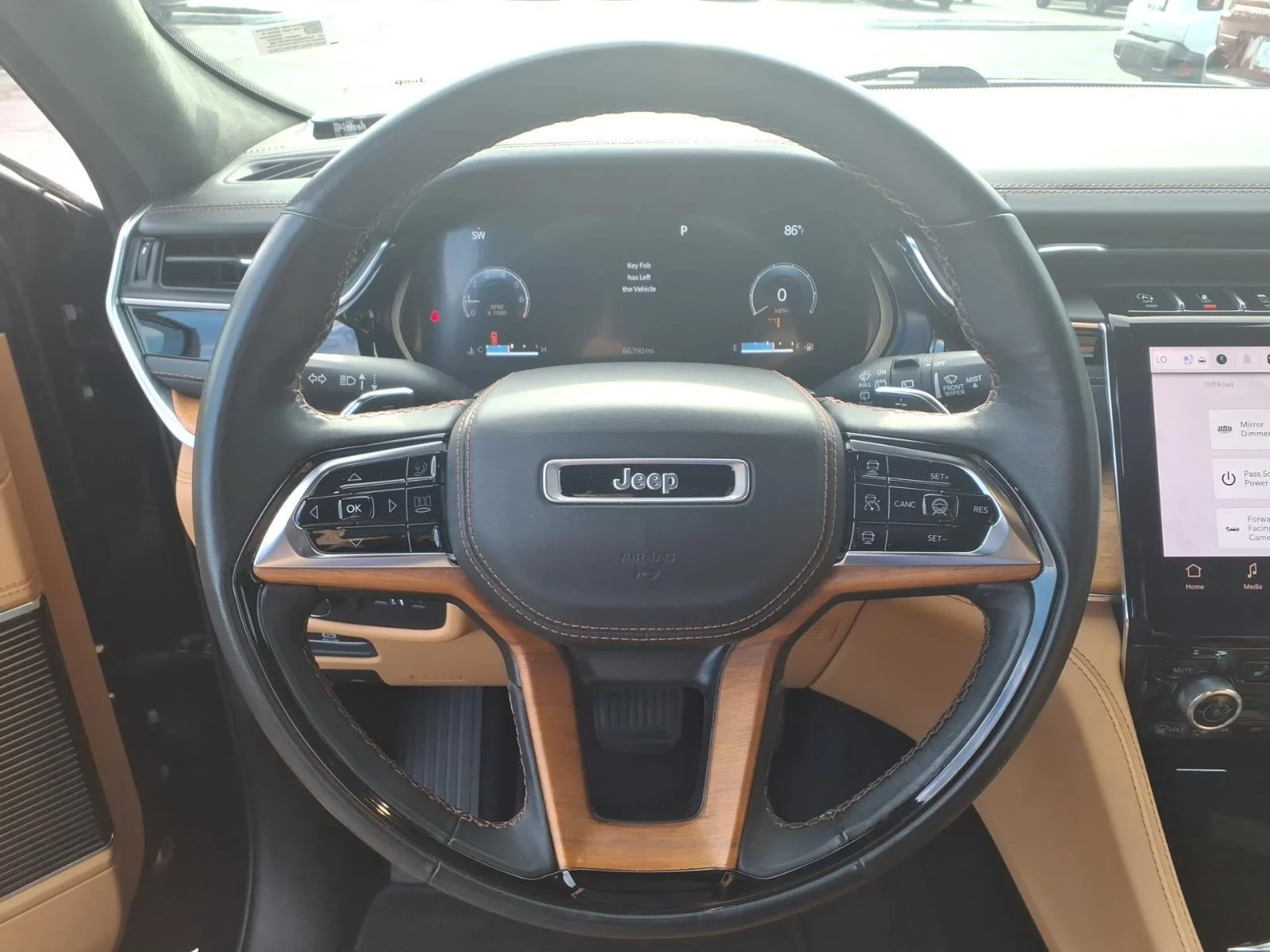 Used 2023 Diamond Black Crystal Pearlcoat Jeep Summit Reserve image 19
