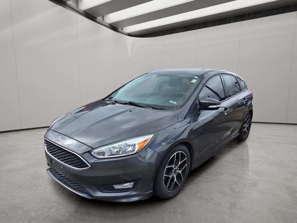 Used 2016 Ford Focus SE with VIN 1FADP3K2XGL262748 for sale in Loveland, CO
