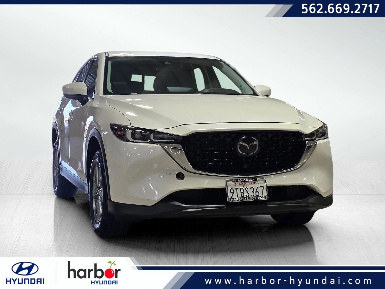 2022 Mazda CX-5 S Preferred package Auto AWD's photo