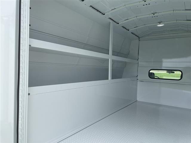 New 2026 Oxford White Ford F-450® XL image 31